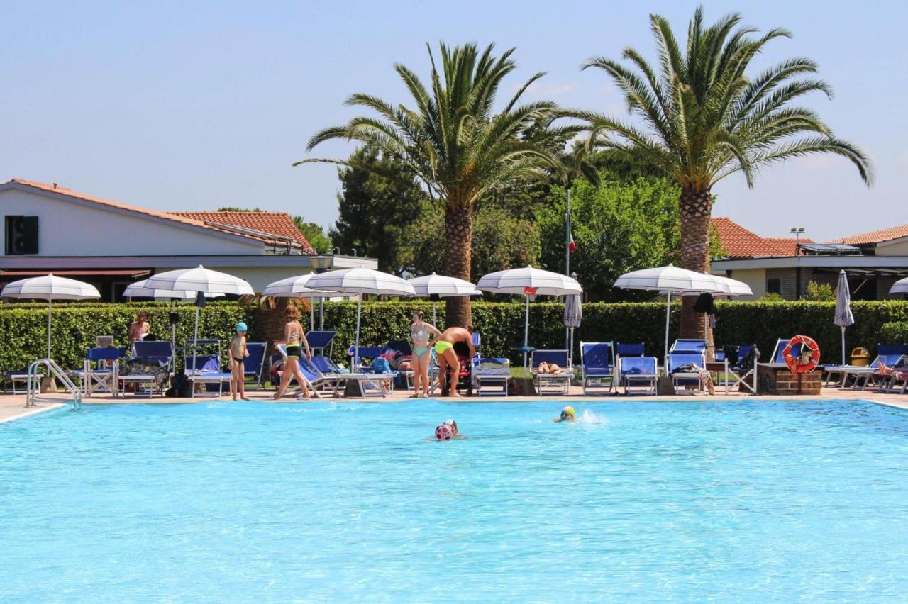Apartment In Cecina Mare With Outdoor Pool 切齐纳的码头 外观 照片